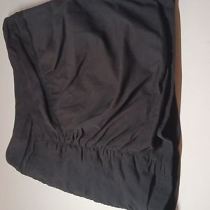 Nanette Lepore black lined ruched pencil skirt size 8 lined
